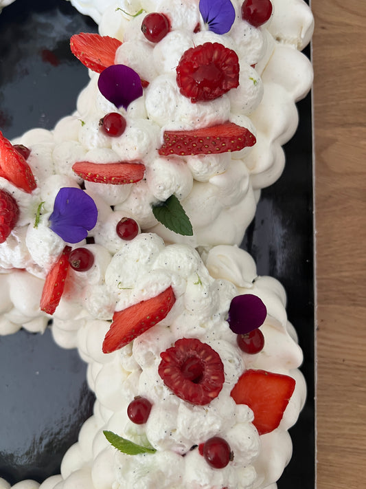 Pavlova Number Cake (sur mesure)